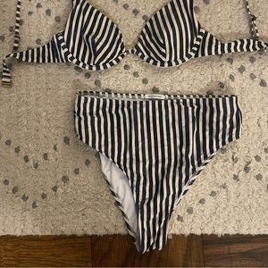WeWoreWhat Emily bottom stripes, size M